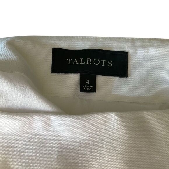 Talbots White Scallop Edge Embroidered Skirt, 4 richmom countryclub preppy - Picture 3 of 13